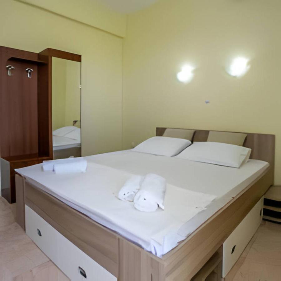 אסטריס Villa Elista מראה חיצוני תמונה